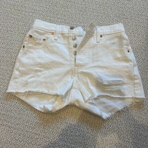 White 501 Levi’s Jean shorts